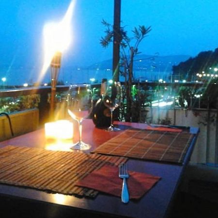 Appartamento Chic Vista Lago - Casa Janis Verbania Luaran gambar