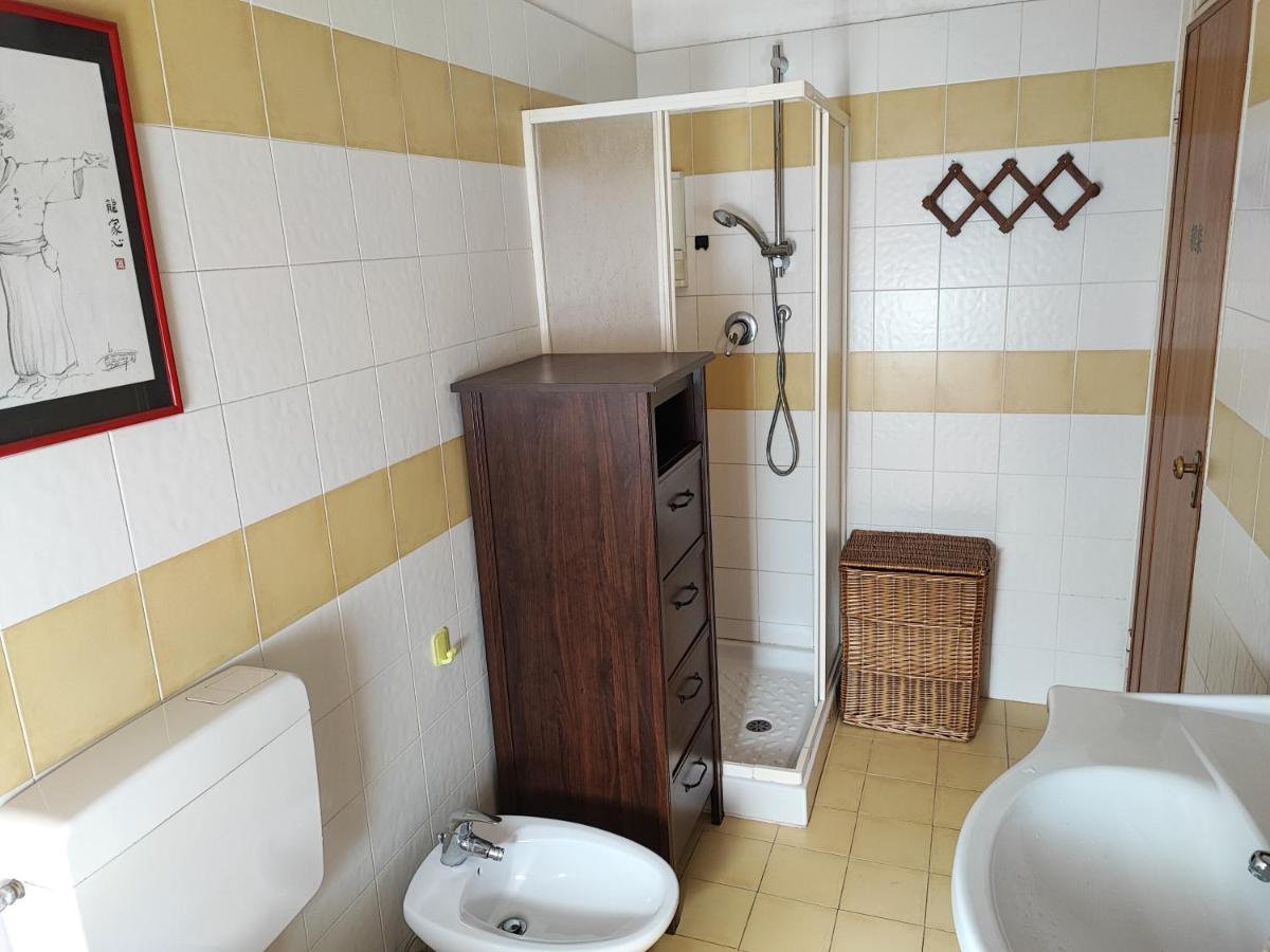 Appartamento Chic Vista Lago - Casa Janis Verbania Luaran gambar