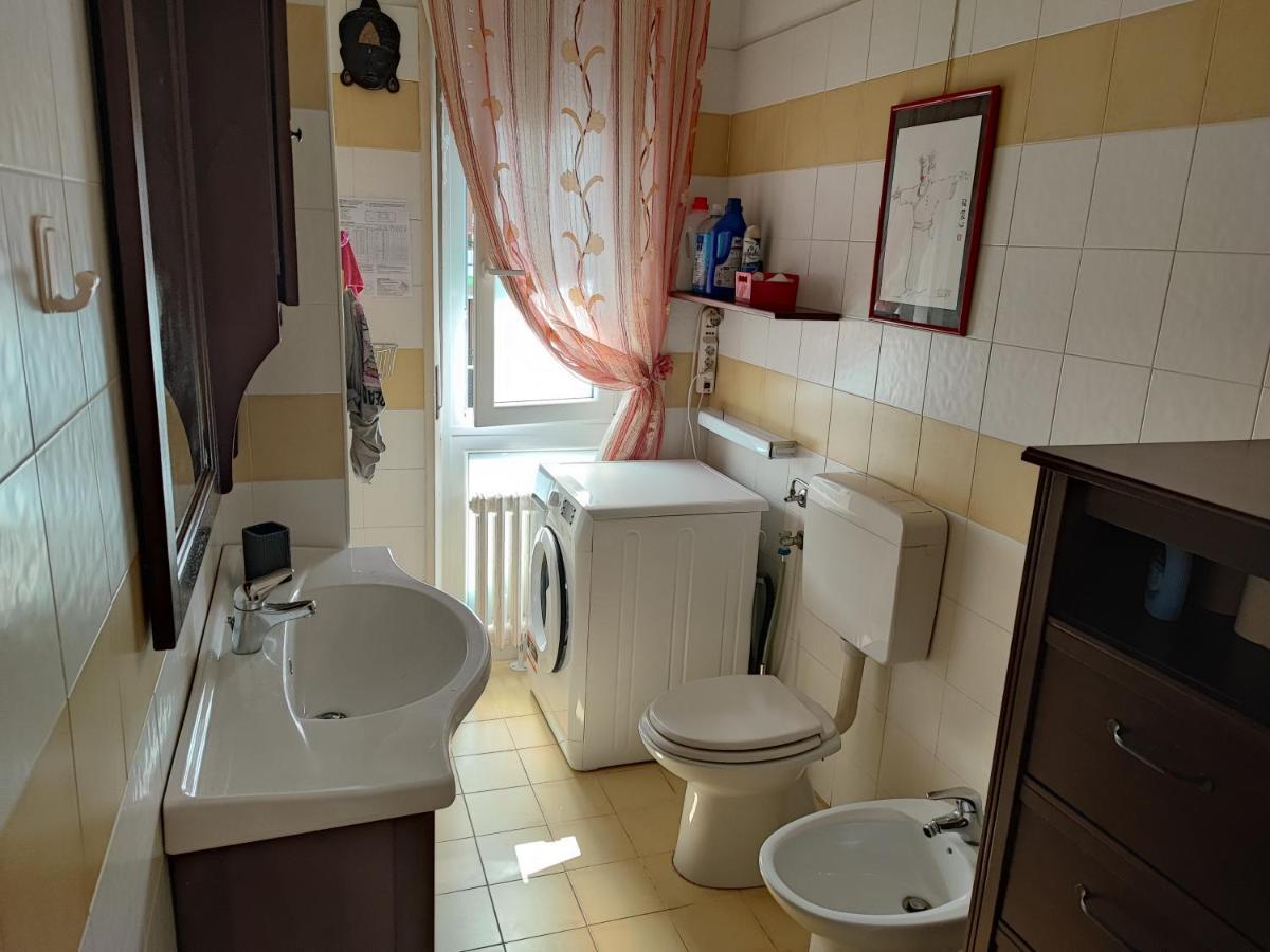 Appartamento Chic Vista Lago - Casa Janis Verbania Luaran gambar