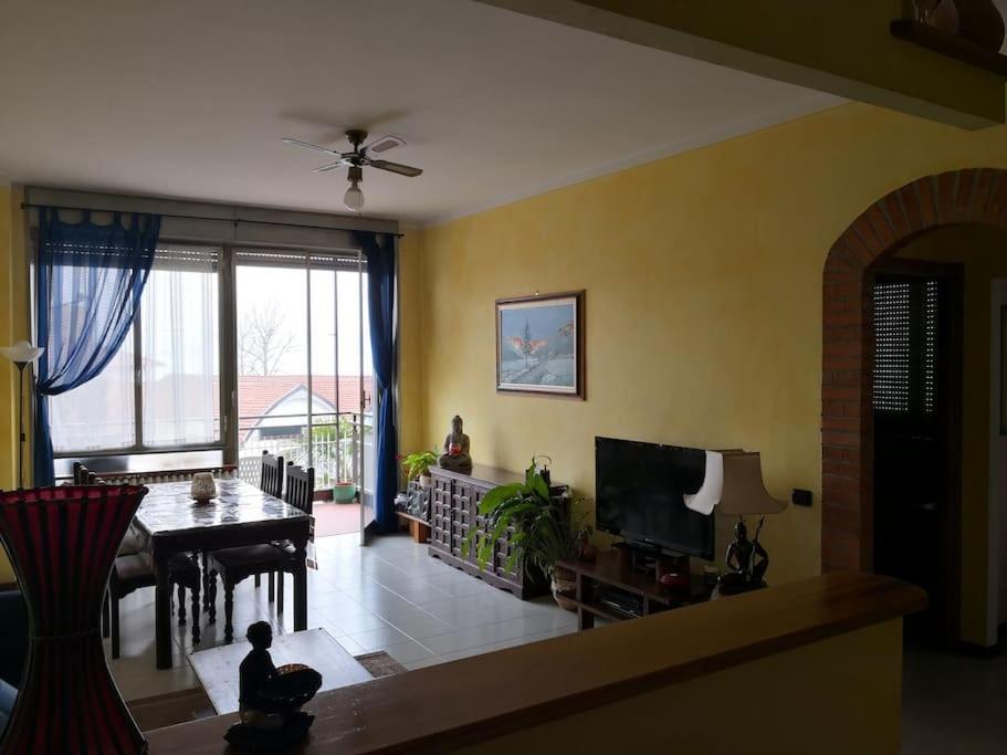 Appartamento Chic Vista Lago - Casa Janis Verbania Luaran gambar